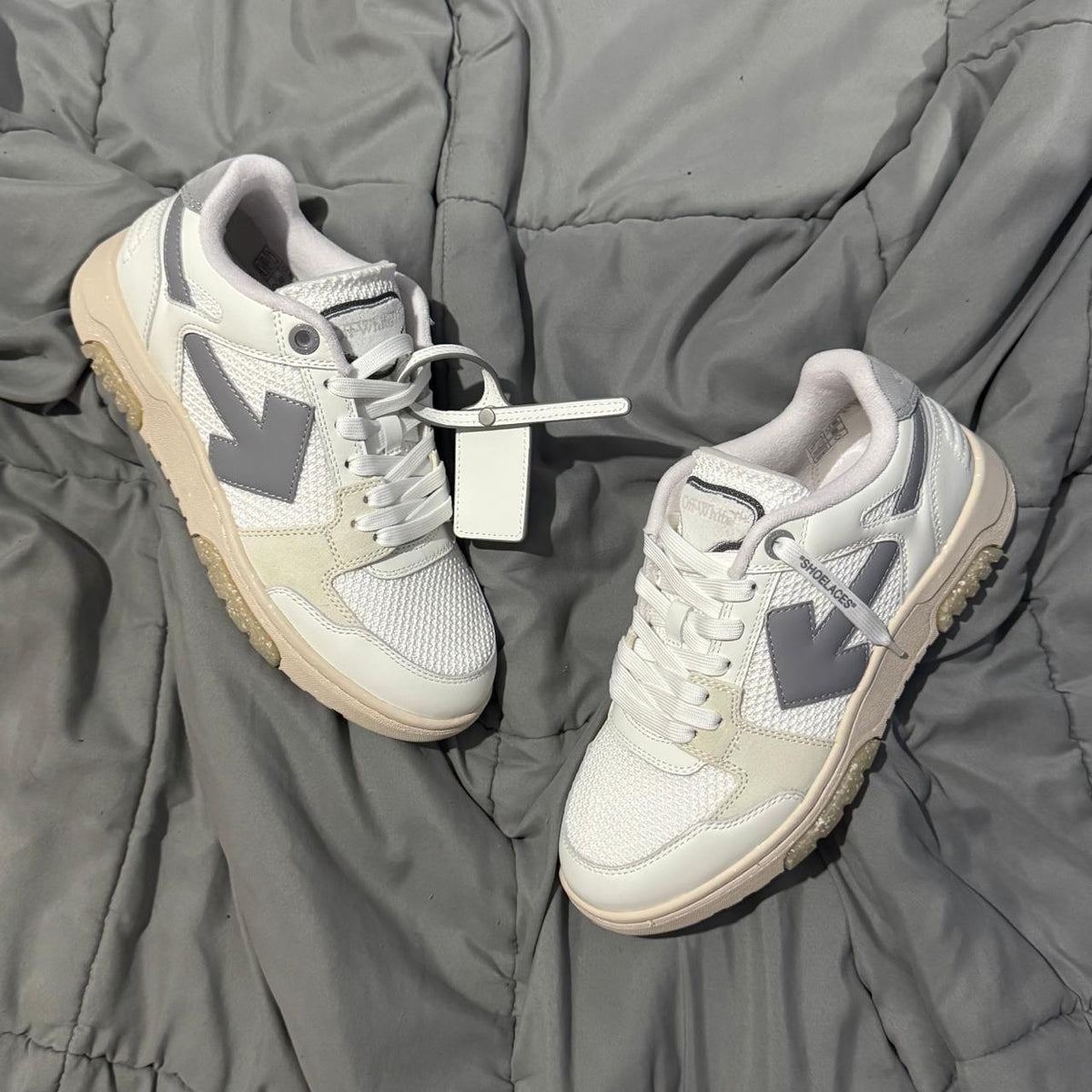 OFFWHITE OUT OF OFFICE MESH
