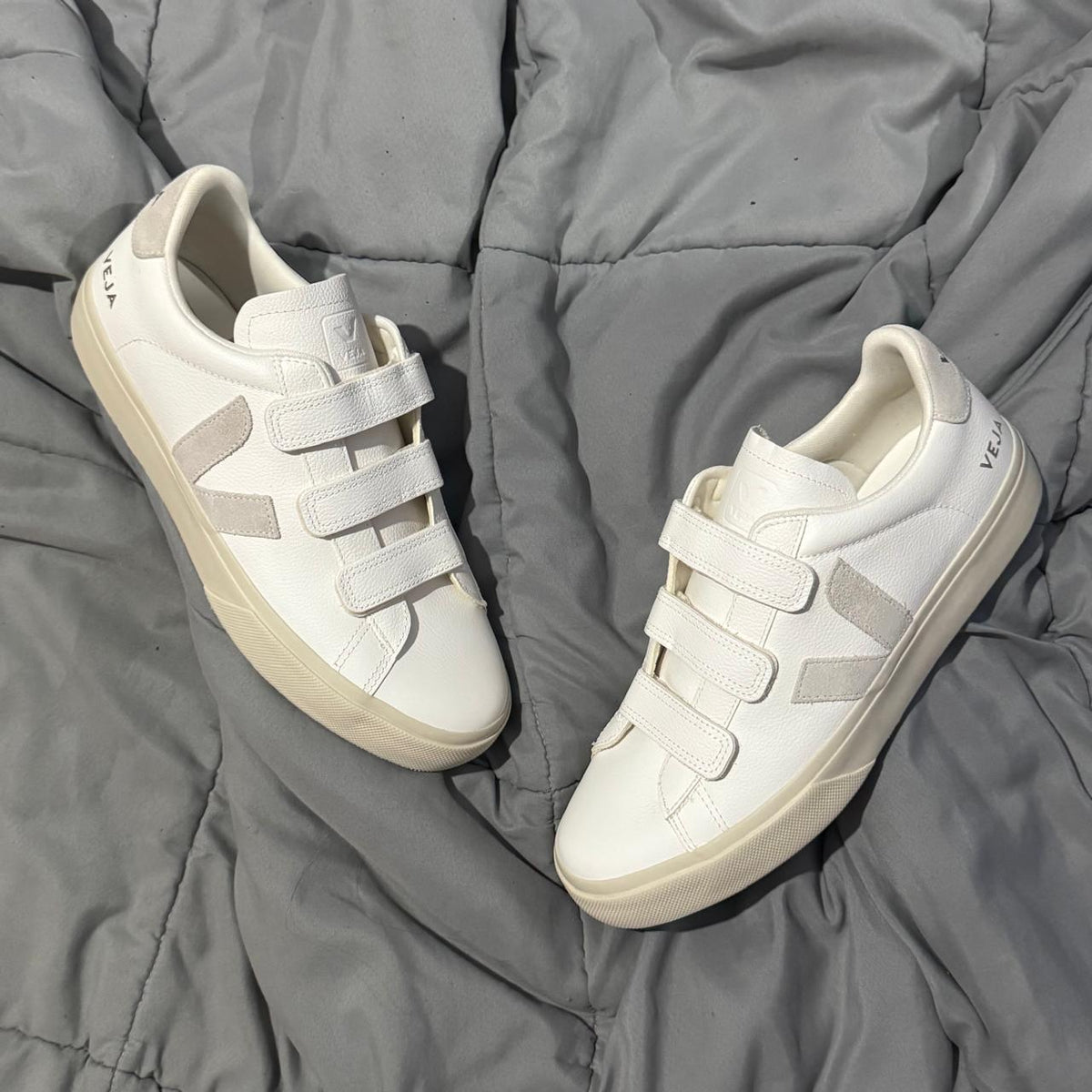 VEJA RECIFE WHITE GREY