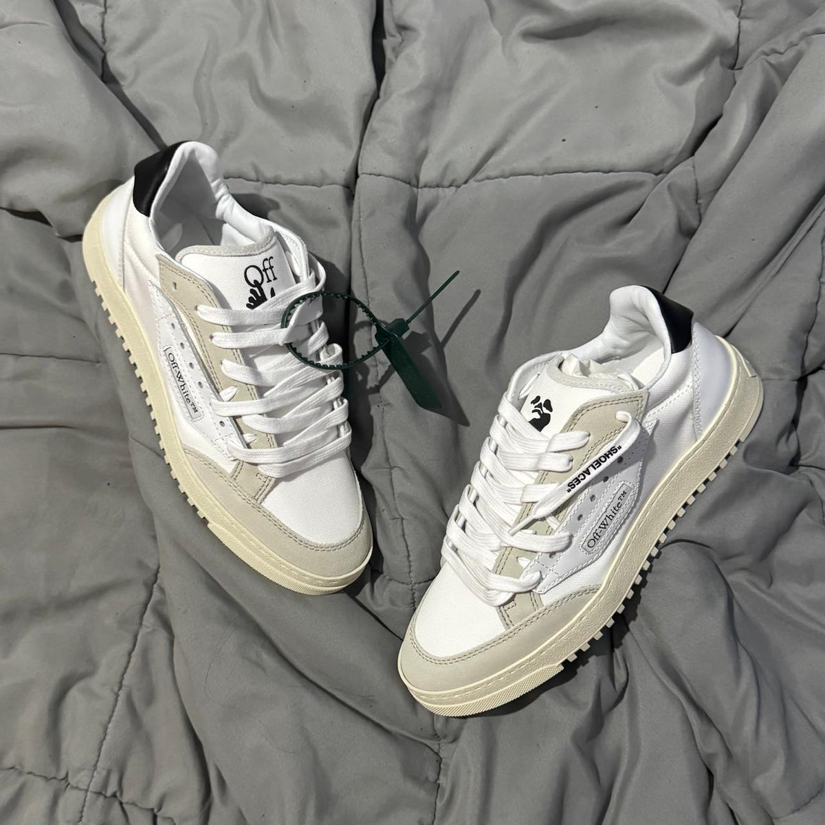 OFFWHITE VULCANIZED