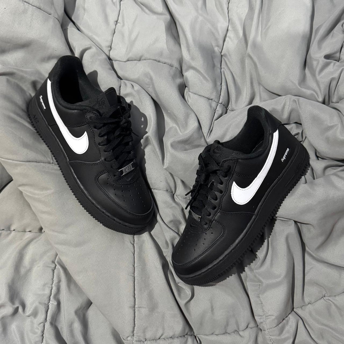 NIKE AIR FORCE ONE X SUPREME