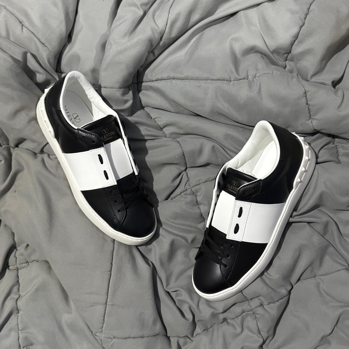 VALENTINO OPEN SANERKS BLACK WHITE