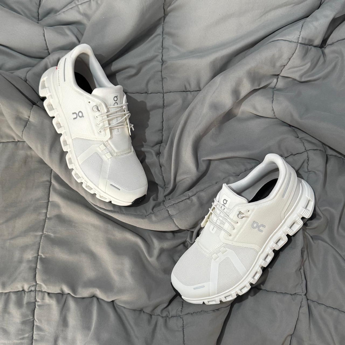 ON CLOUD 6 FULL WHITE