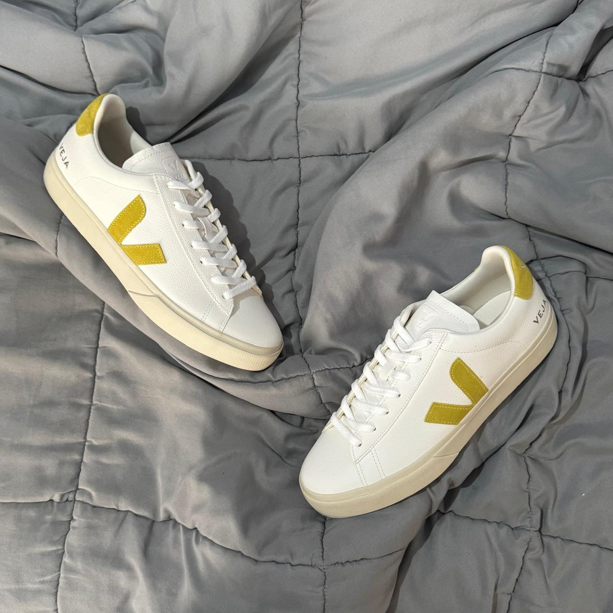 VEJA CAMPO YELLOW