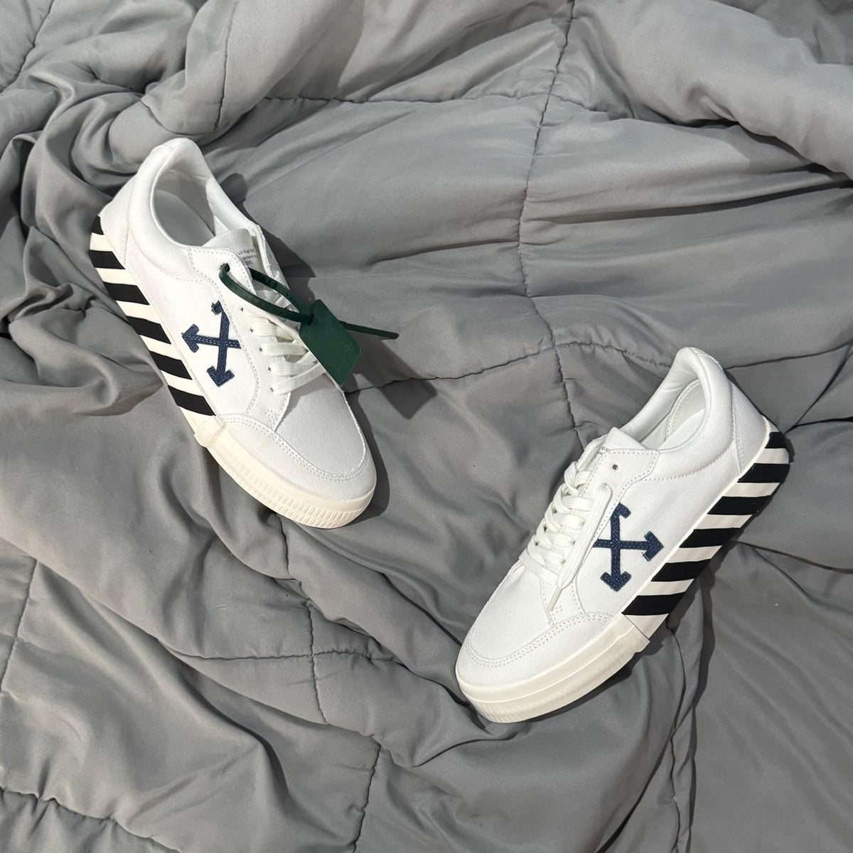 OFFWHITE VULCANIZED WHITE