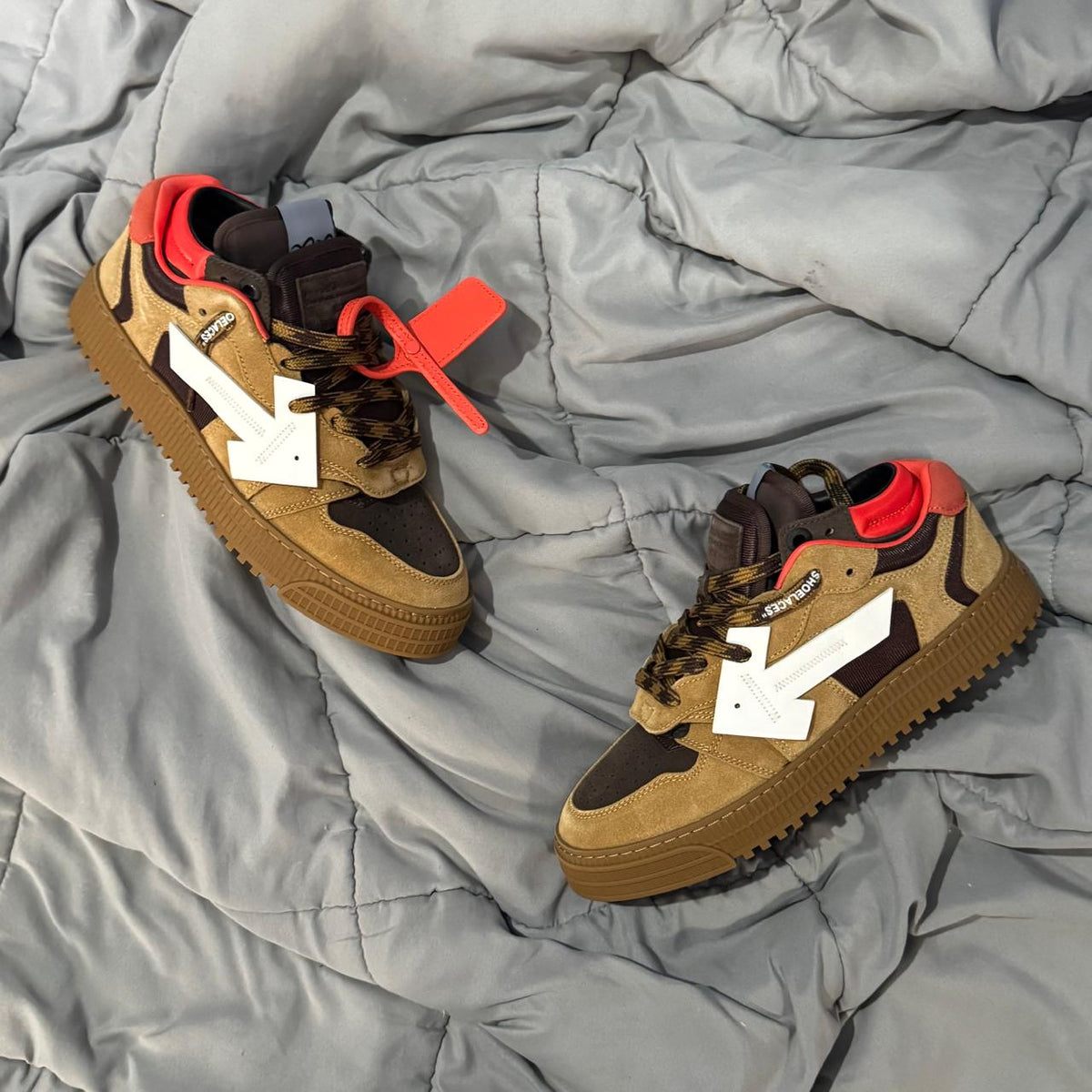 OFFWHITE OFF COURT 3.0