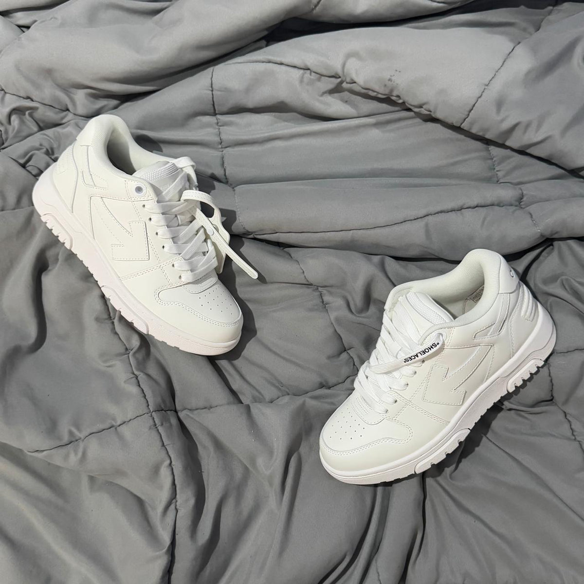 OFFWHITE OUT OF OFFICE FULL WHITE