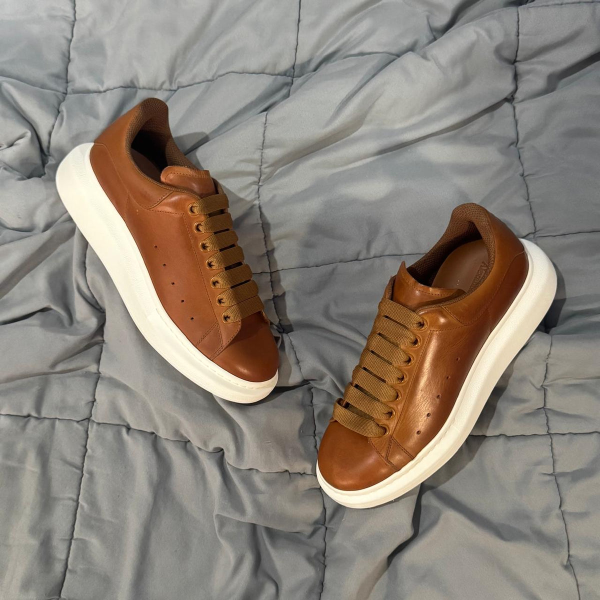 MCQUEEN OVERSIZED BROWN LEATHER