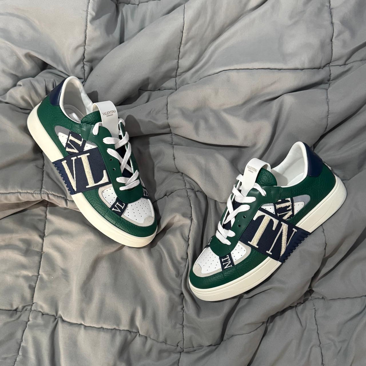 VALENTINO VLTN GREEN BLUE