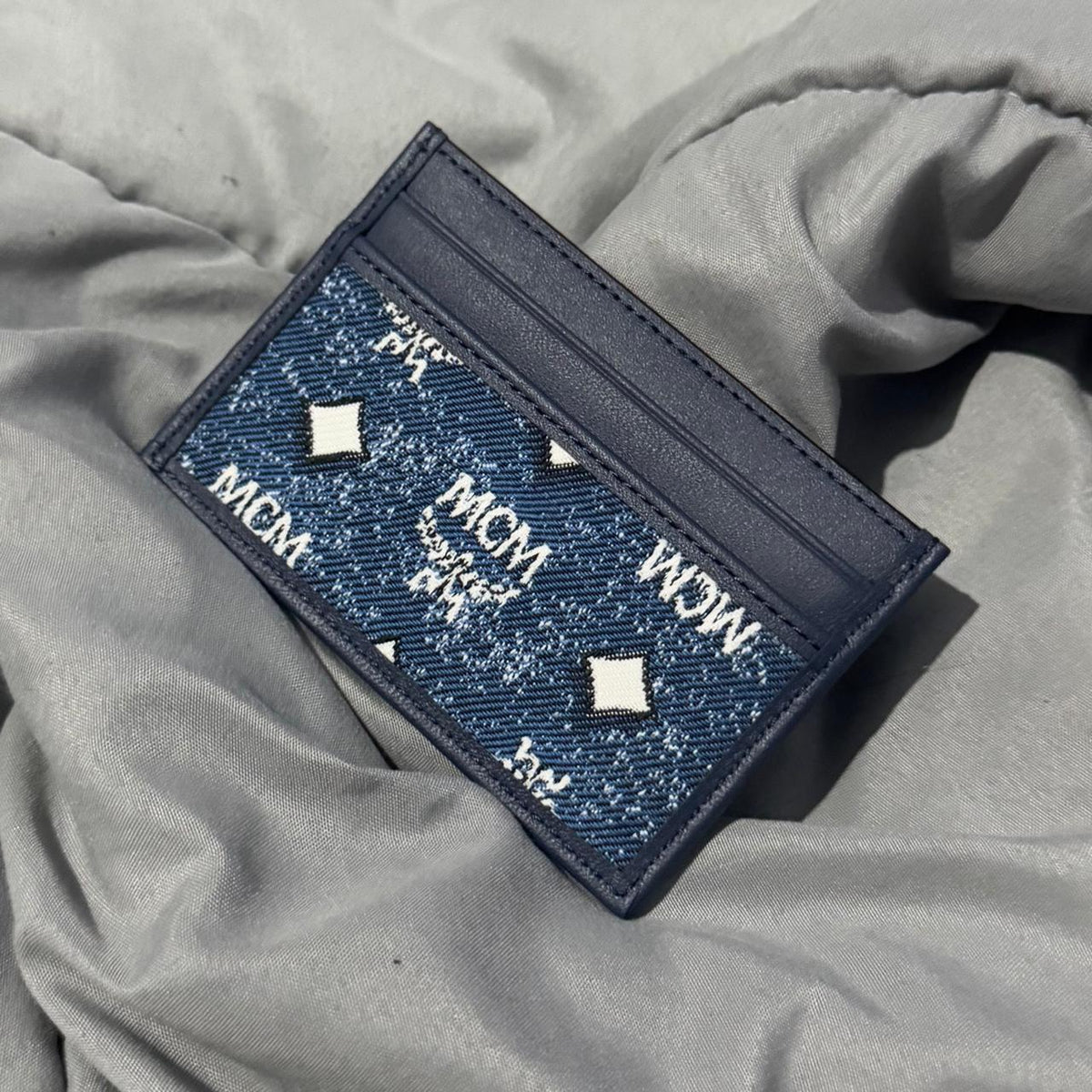 MCM CARDHOLDER