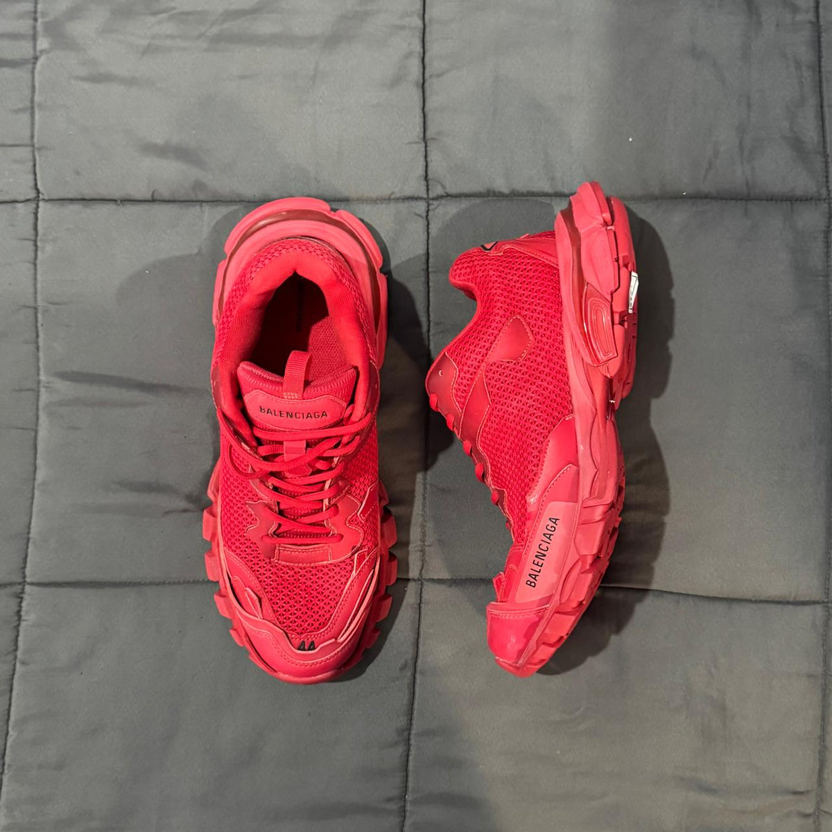 TENIS DE USO - BALENCIAGA