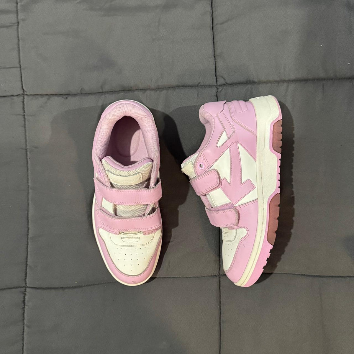 TENIS DE USO - OFFWHITE