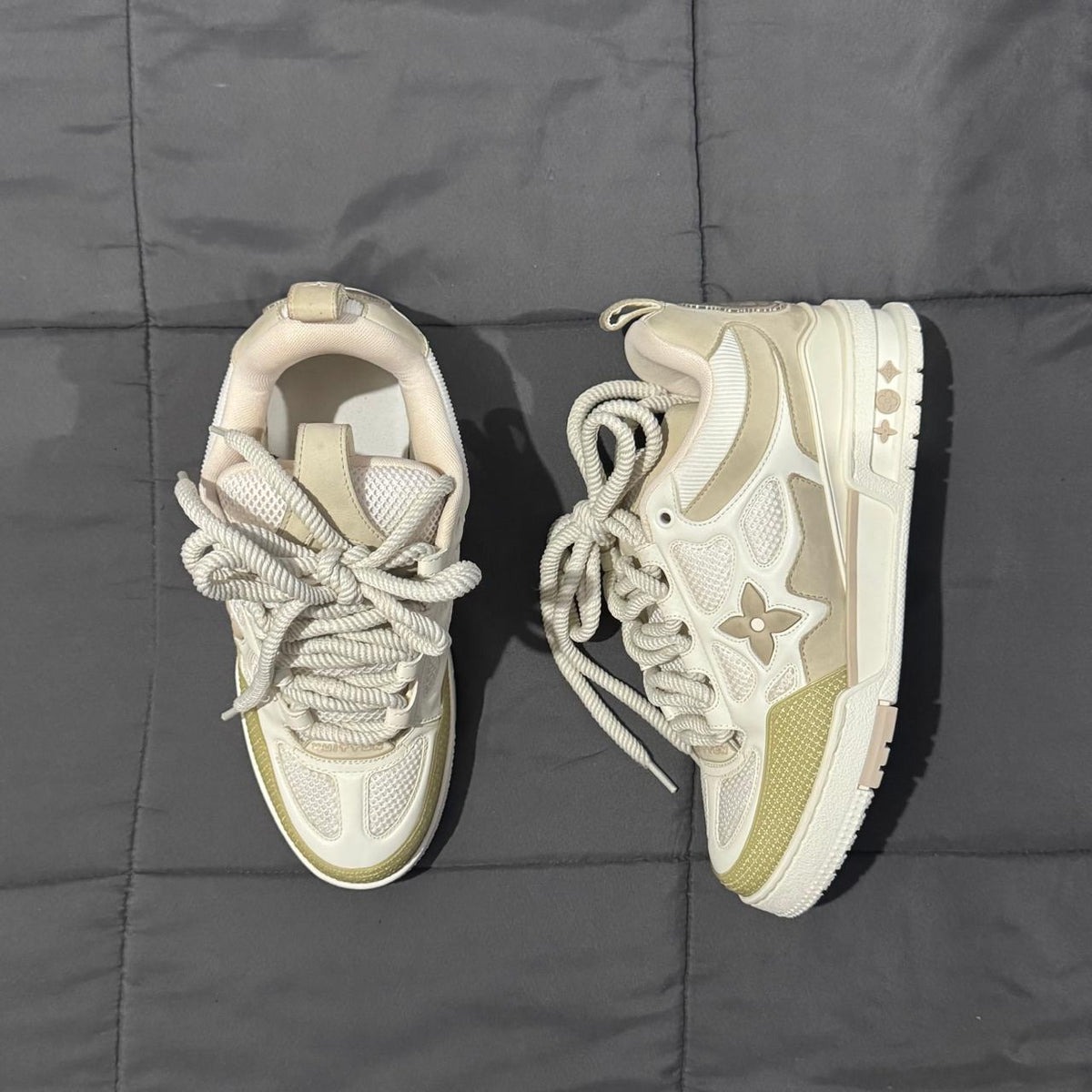 TENIS DE USO - LOUIS VUITTON