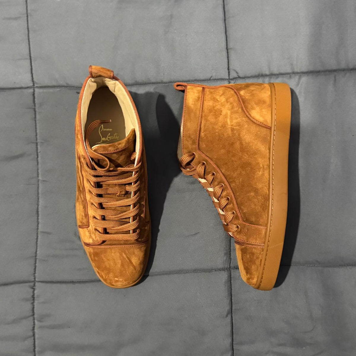 TENIS DE USO - CHRISTIAN LOUBOUTIN