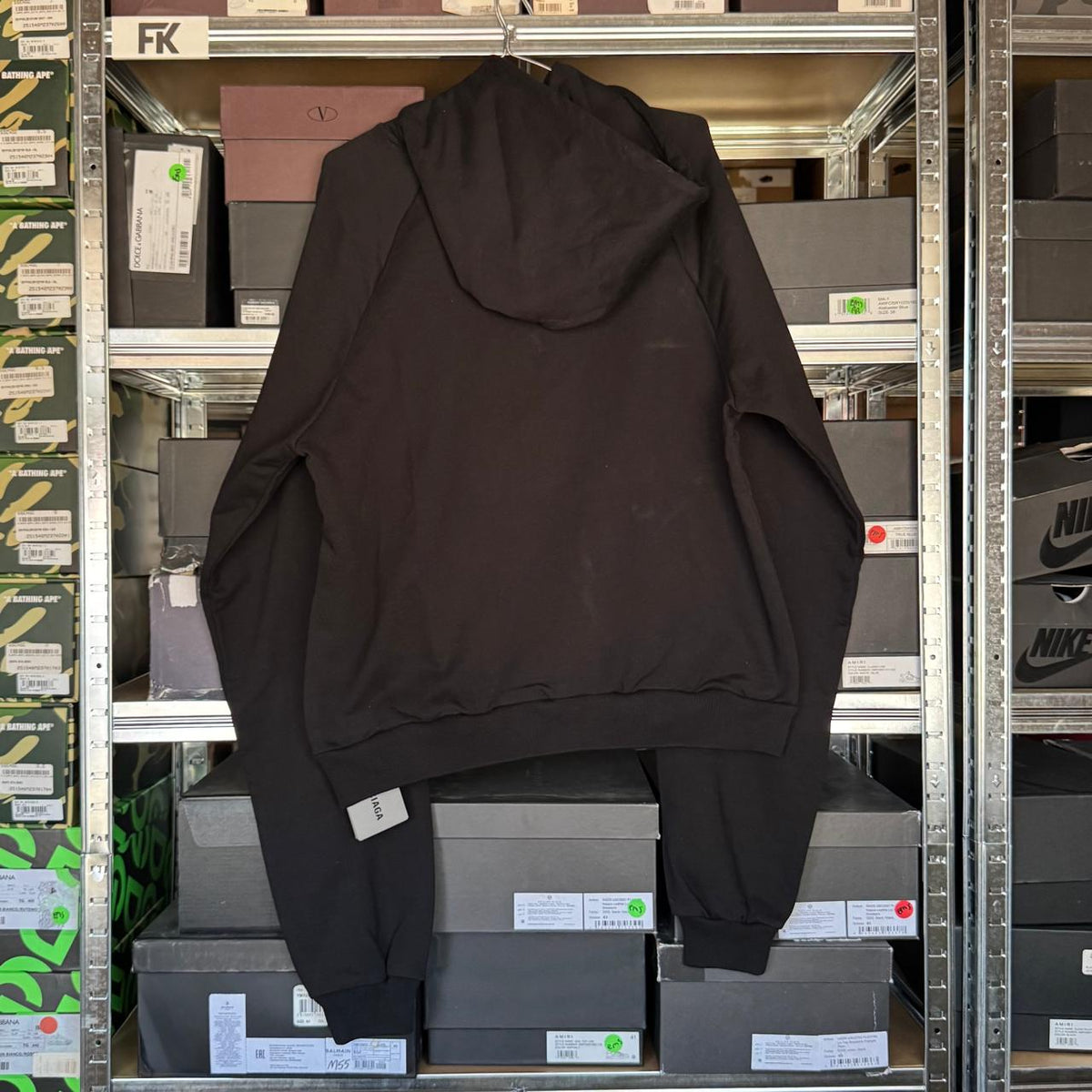 BALENCAIGA FORNT LOGO HOODIE DETALLE*