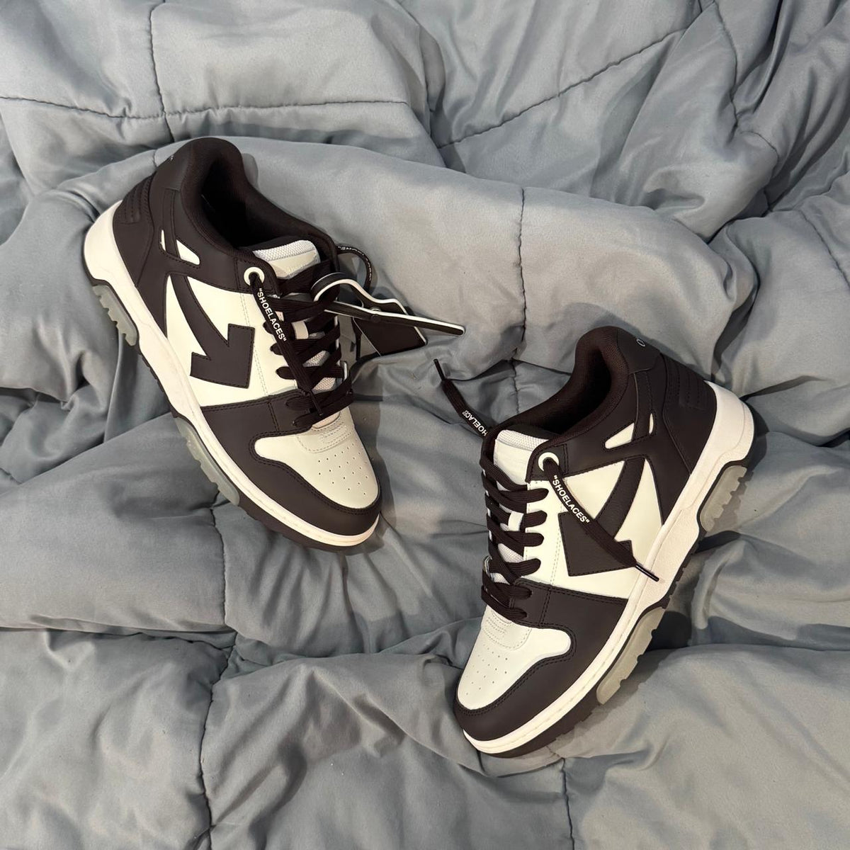 OFFWHITE OUT OF OFFICE BROWN CREAM