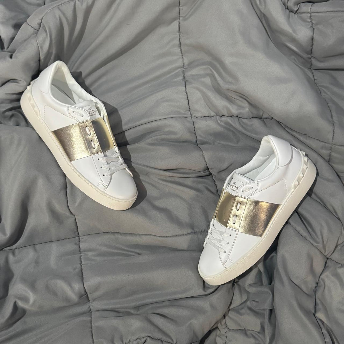 VALENTINO OPEN GOLD