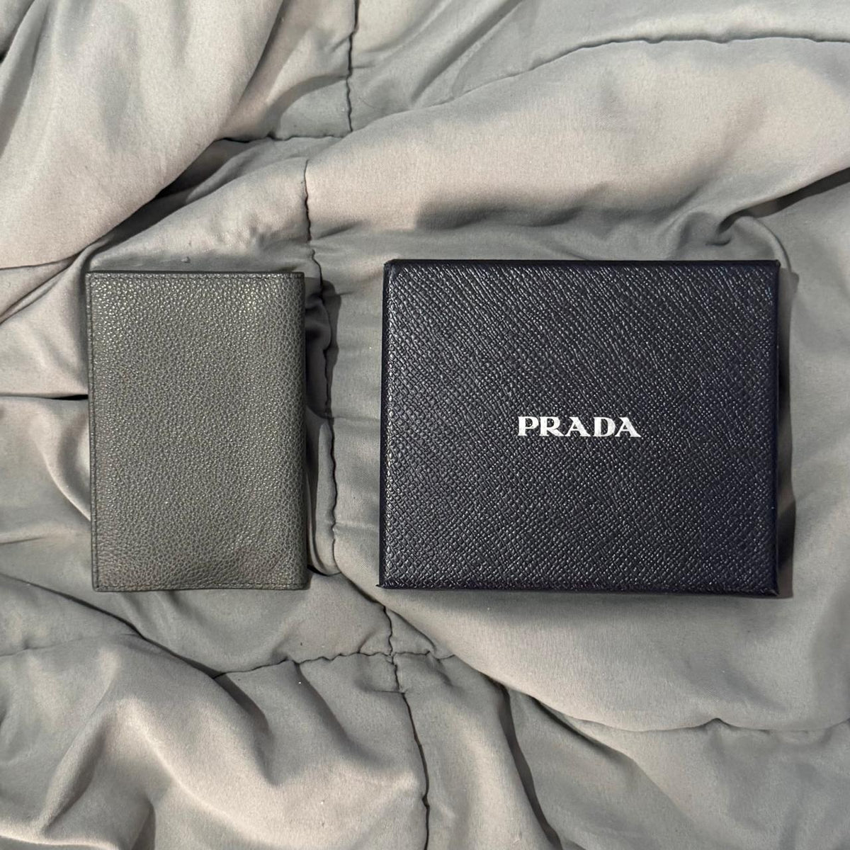 PRADA TARJETERO