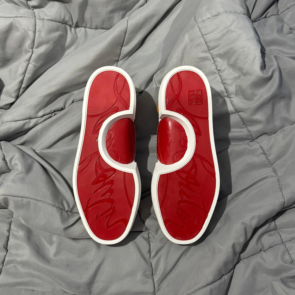 CHRISTIAN LOUBOUTIN SIN CAJA*